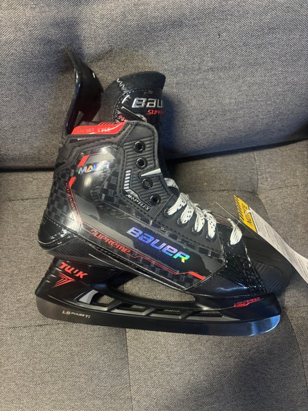 2022 Bauer Supreme Mach Hockey Skates 9.5 (New)