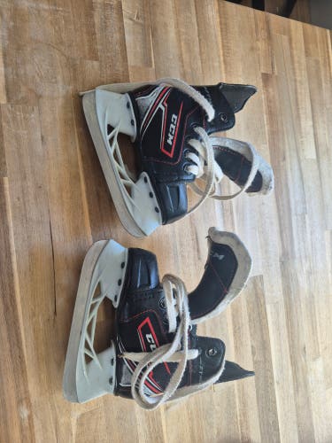 CCM JetSpeed FT350 Hockey Skates 7 (Used)