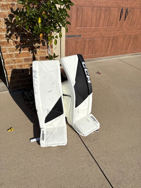 35"  CCM Goalie Leg Pads (Used)