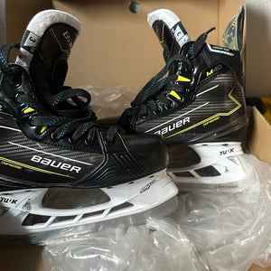 2024 Bauer Supreme M40 Hockey Skates Extra Wide Width Pro Stock Size 3 (Used)