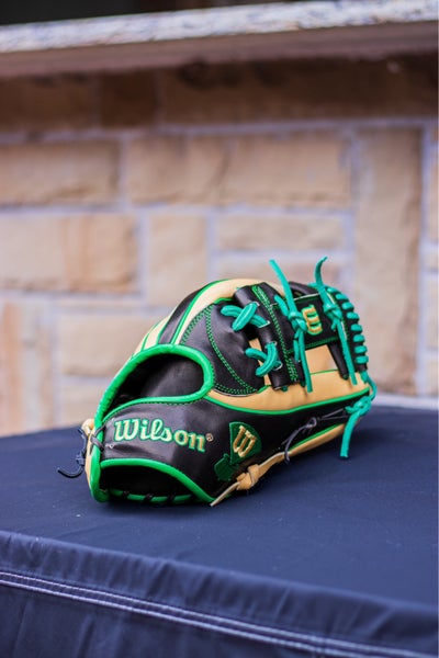 2022 Wilson A2K MC26 Matt Chapman RH Infield Baseball Glove 11.75" (Used)