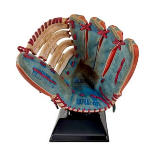 Used Wilson A2000 CL22 BB/SB Glove RH Throw Royal Blue And Red 13" 11506-S000291296