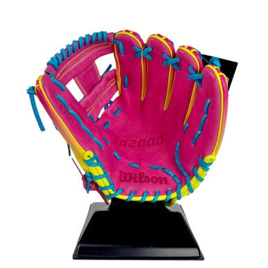 Used Wilson A2000 1786 BB/SB Glove RH Throw Pink 11 1/2" 11506-S000291004