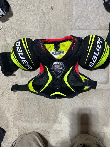Small Bauer Vapor X2.9 Goalie Chest Protector (Used)