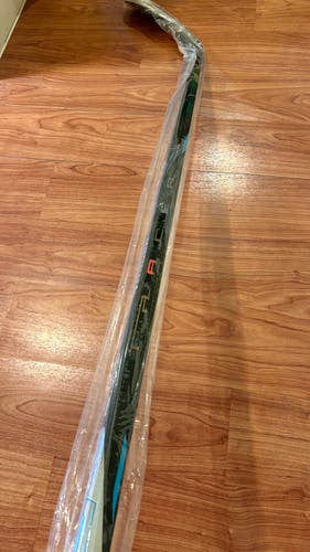 Senior Bauer Nexus Tracer Right Handed Hockey Stick P92 (New)