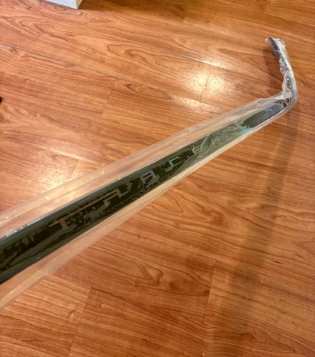 Senior Bauer Nexus Tracer Right Handed Hockey Stick P92 (New)