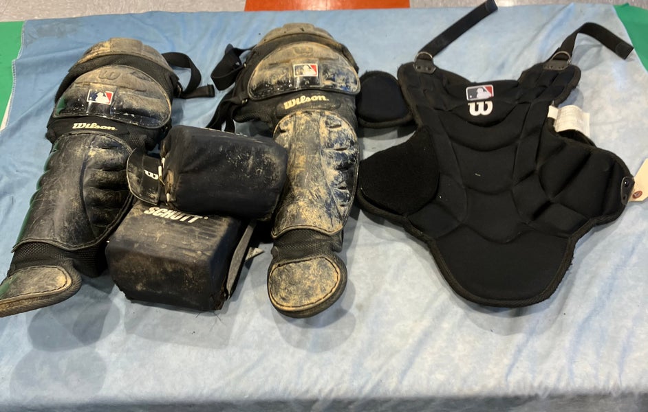 Youth Wilson EZ Gear Kit Catcher's Set (Used)