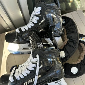 2022 Bauer Supreme Mach Hockey Skates 8 (Used)