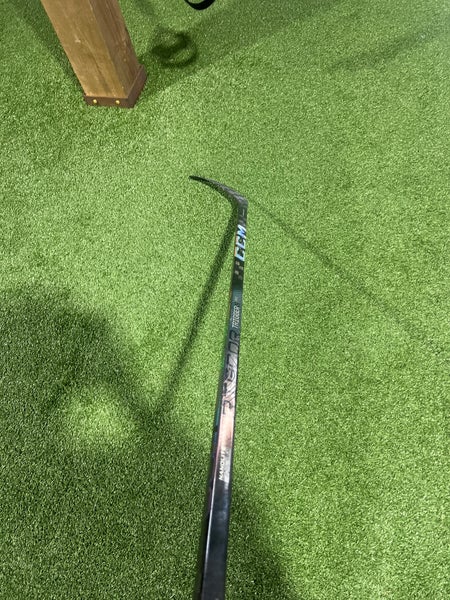 Intermediate CCM RibCor Trigger 8 Pro Right Handed Hockey Stick P28 (Used)