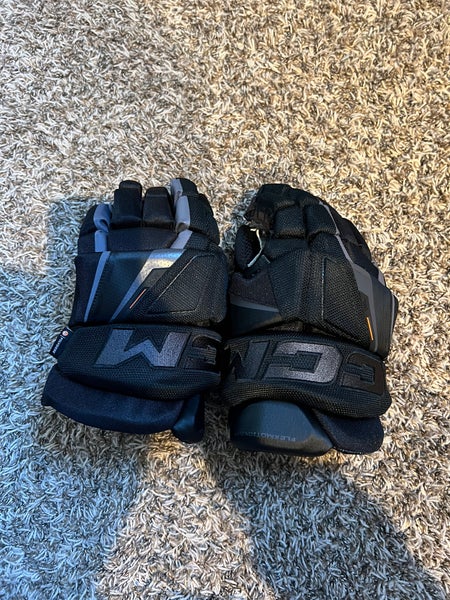 CCM Tacks XF Pro Gloves 12" (Used)