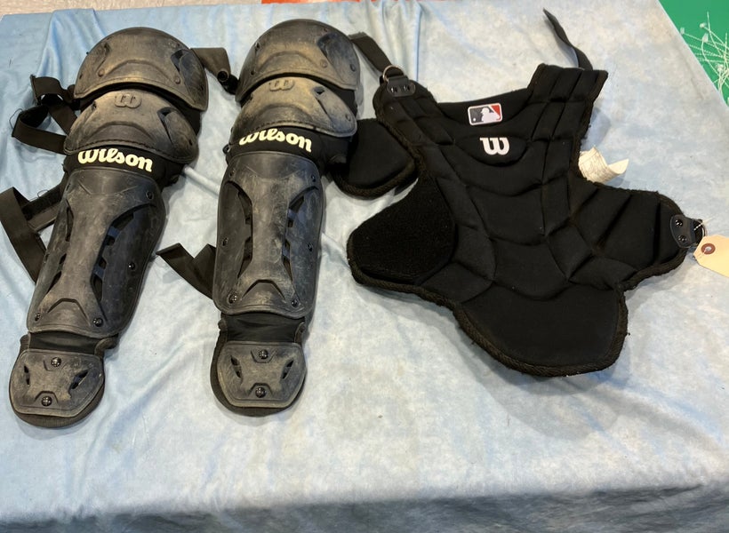 Youth Wilson EZ Gear Kit Catcher's Set (Used)