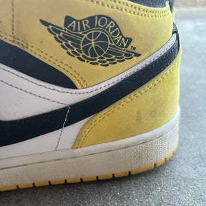 Men's Size M 9.5 (W 10.5) Air Jordan Shoes (Used)