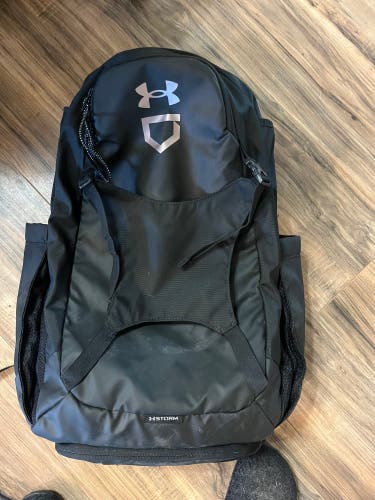 Under Armour Glyde Softball Bat Pack (Used)