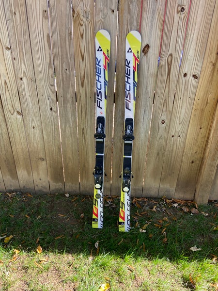 Fischer 145 cm Racing RC4 World Cup GS Junior Skis (Used)