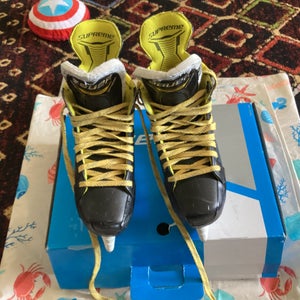 Bauer Supreme M4 Hockey Skates Wide Width Size 5.5 (Used)
