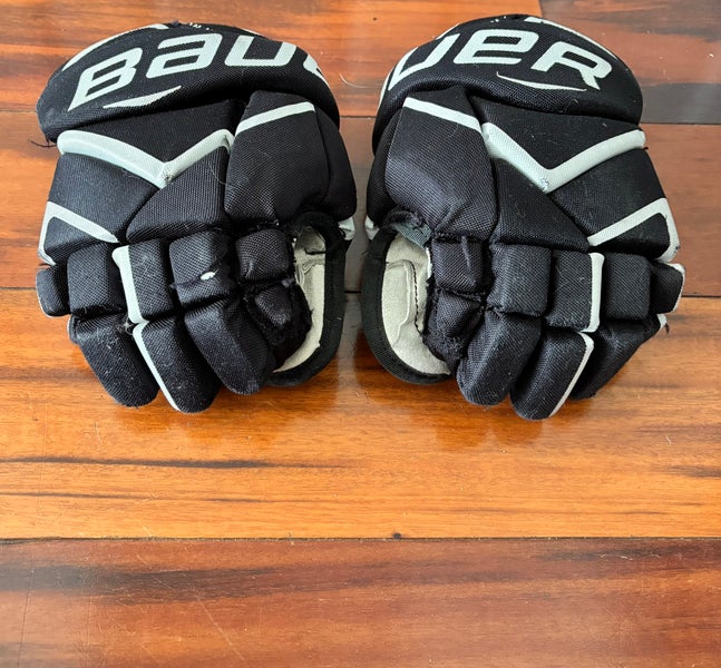 Bauer Vapor X700 Gloves 10" (Used)