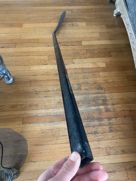 Intermediate True A Series Black Right Handed Hockey Stick P92 Pro Stock (Used)