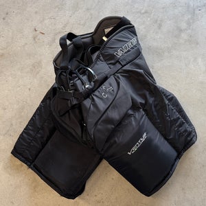 Senior Large Vaughn Ventus SLR pro carbon Hockey Goalie Pants Pro Stock (Used)