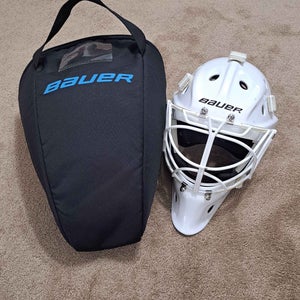 Senior Small 2023 Bauer 940 Goalie Mask (Used)