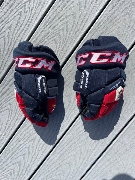 CCM Tacks 6052 Gloves (Sz. 12”)