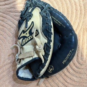 Mizuno Prospect Power Close RH Catcher's Baseball Glove 32.5" (Used)