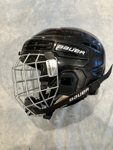 Black Youth Bauer Prodigy Helmet (Used)