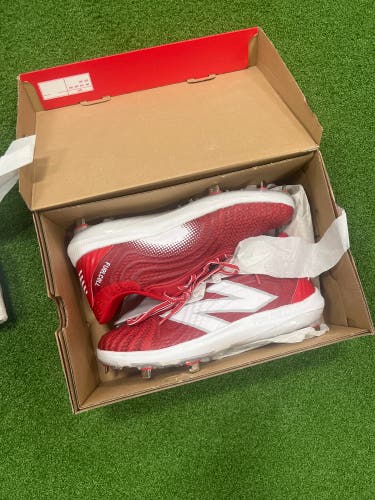 Red Men's Size M 10.0 (W 11.0) New Balance Low Top Fuel Cell 4040 v7