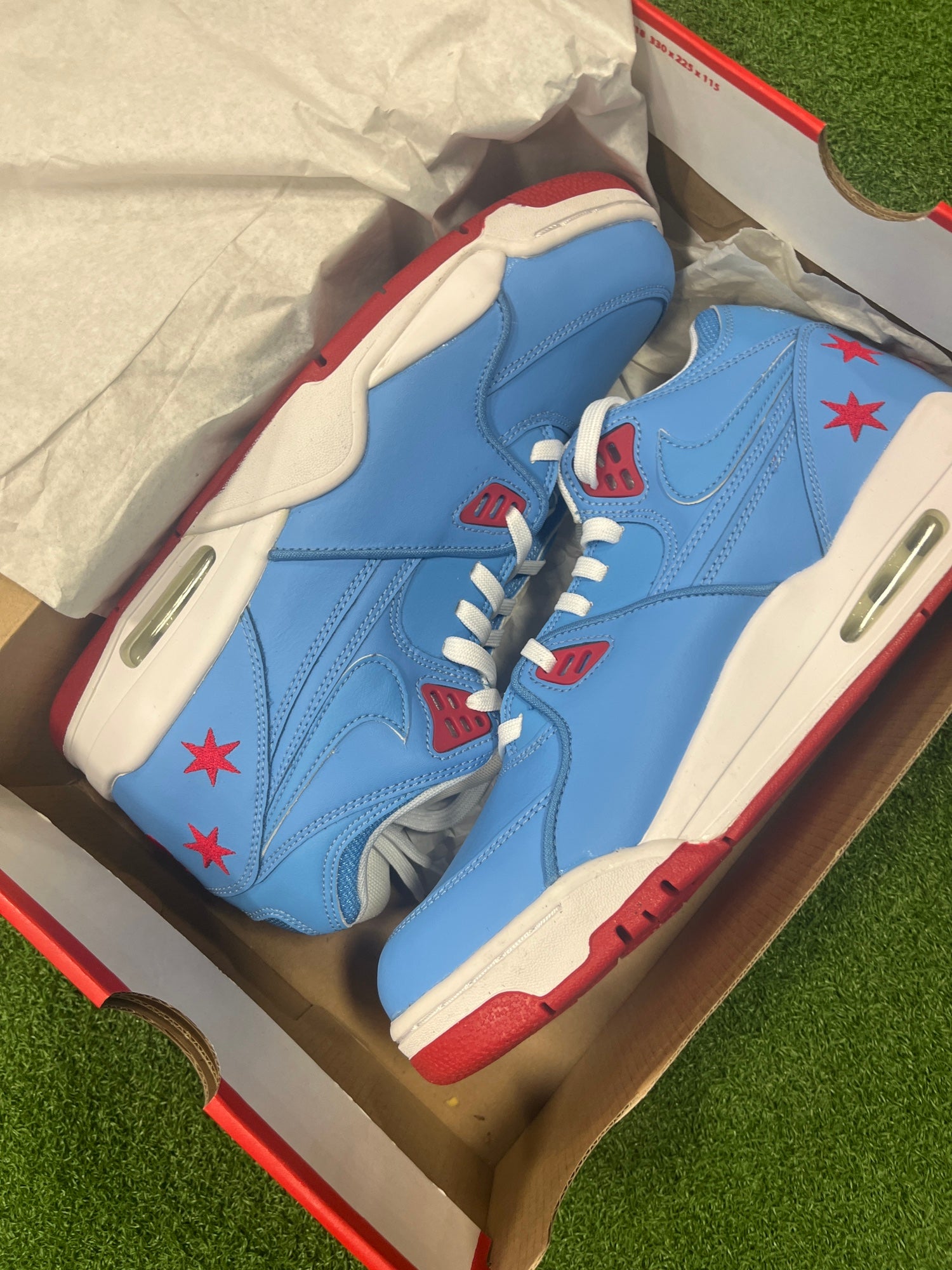 Nike Air Flight 89 Chicago basketball shoes | SidelineSwap | Buy 