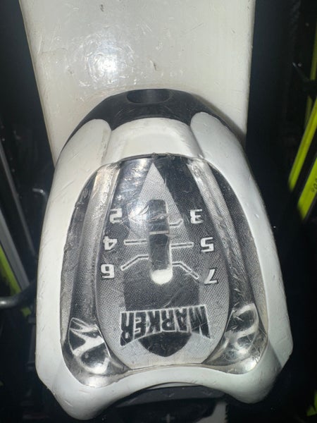 Unisex Rossignol 120 cm Racing Hero Athlete Multi Event Skis With Bindings Max Din 10 (Used)