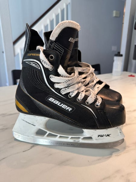 2011 Bauer Supreme One20 Hockey Skates Regular Width 7 (Used)