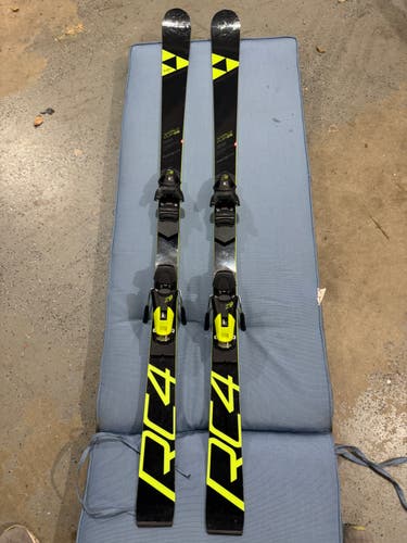 Unisex Racing 155 cm Fischer RC4 World Cup GS Skis With Bindings Max Din 10 (Used)