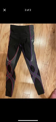 XCW-X endurance joint and muscle support compression tight