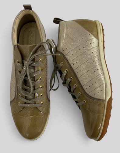 Ecco Mid Top Golf Shoes Womens Size 40/9 HydroMax Tan/Taupe Spikeless