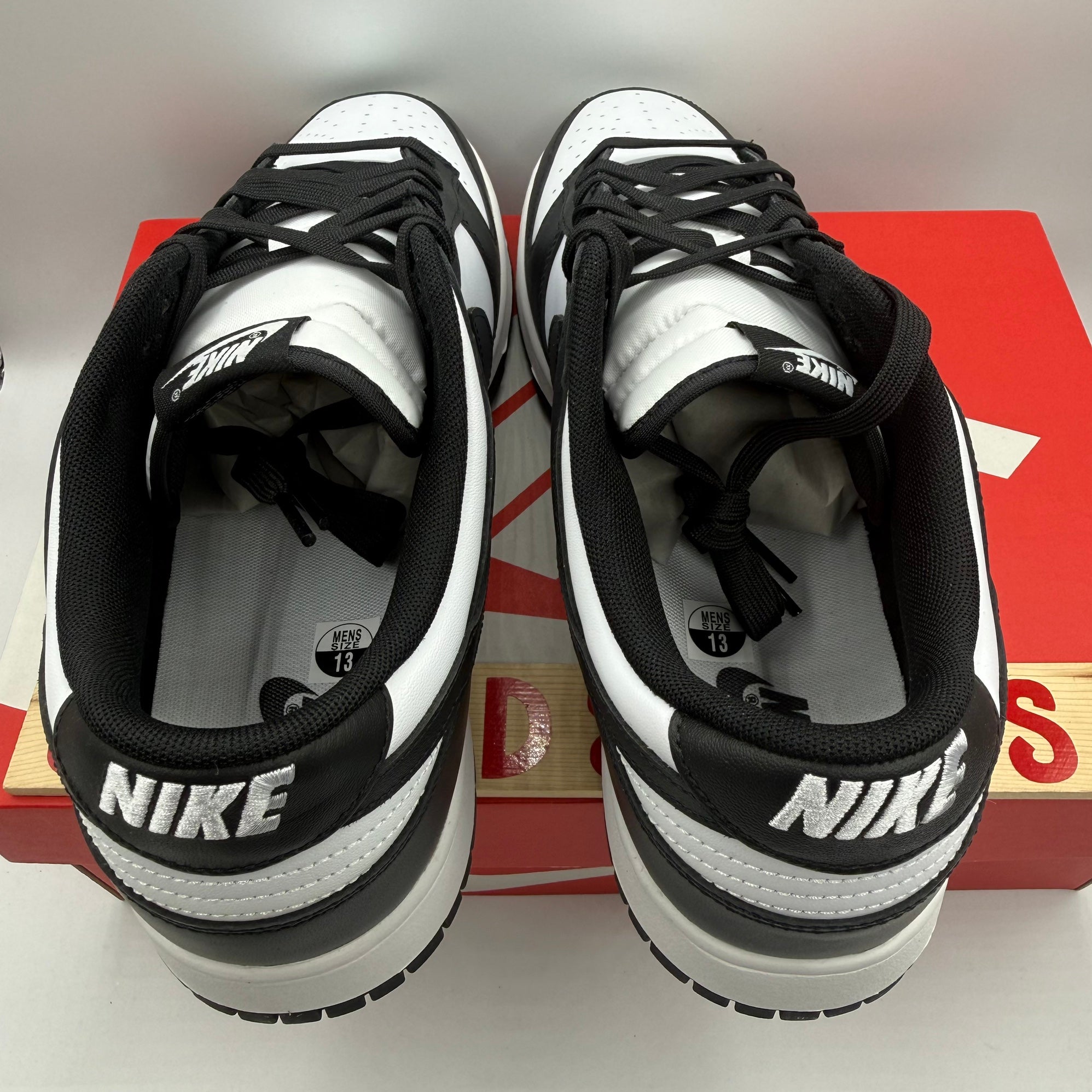Nike Dunk Low Retro Panda Black White Sneakers DD1391-100  display picture 2