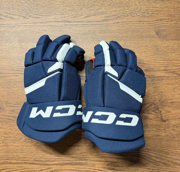 CCM Next Gloves 15" (Used)