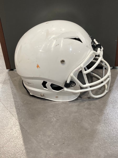 Used Youth Medium Schutt Vengeance A11 Helmet
