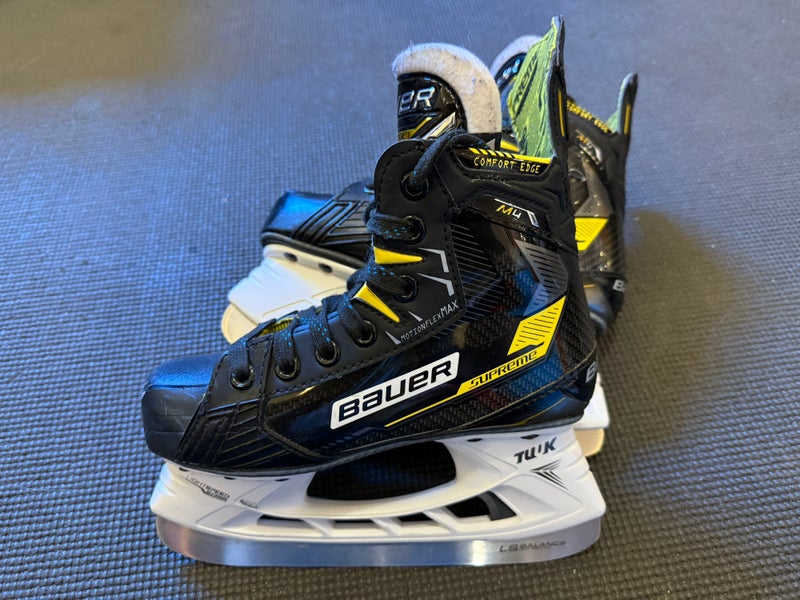 Bauer Supreme M4 Hockey Skates, Size 1.5 (Used)