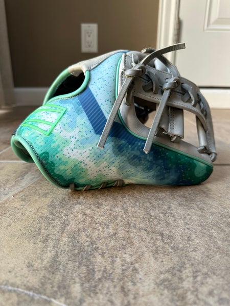 LIGHTLY USED Rawlings REV1X Baseball Glove 11.5"