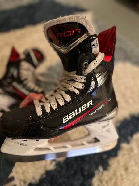 2023 Bauer Vapor X4 Hockey Skates Regular Width 6 (Used)
