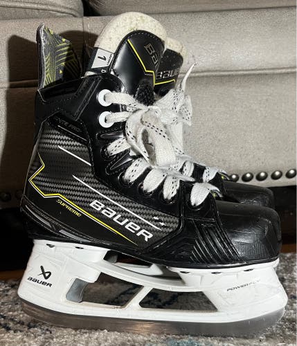 Bauer Supreme Ignite Pro+ Junior Hockey Skates Regular Width Size 1.0 D