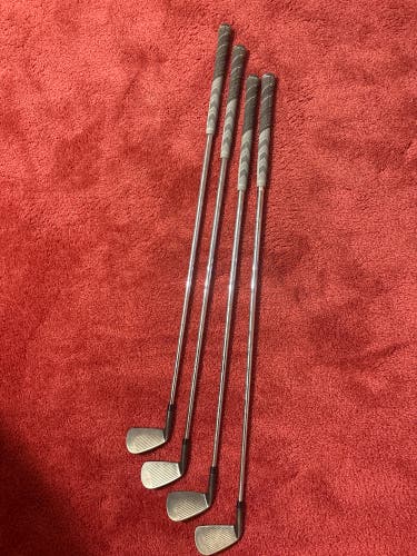 Cobra King Forged TEC Right Handed Iron Set Stiff Flex 4 Pieces Steel Shaft (Used)