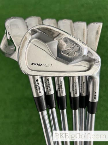 Bridgestone Tour B X-CB Forged Iron Set 4-P / NS Pro Modus Tour 125 Extra Stiff