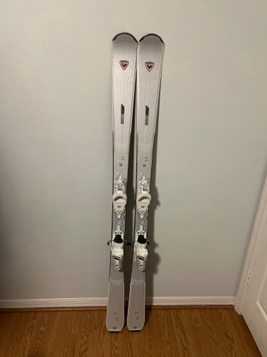 2024 Rossignol Nova 2 Women’s Skis 160cm 75mm Waist With Look Bindings (Used)