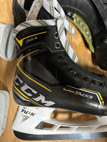 2020 CCM Super Tacks AS3 Hockey Skates Extra Wide Width 7 (Used)
