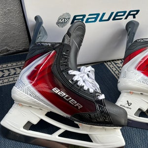 2025 custom Red Bauer Vapor Flylite Hockey Skates Wide Width 9.5 (New)