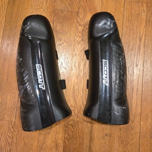Shin Guards One Size Fits All Scott Shin Guard (Used)