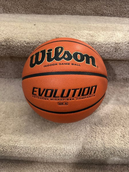 Women's Wilson Basketball (New)