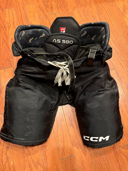 Senior Large CCM Tacks AS 580 Hockey Pants (Used)