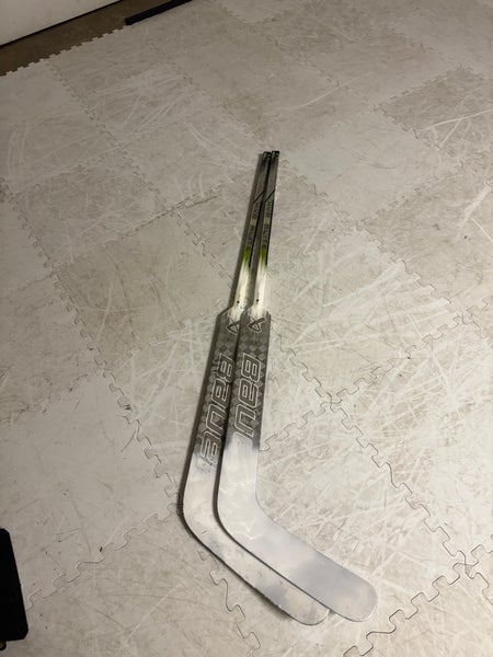 Intermediate Bauer Hyperlite 2 Regular Goalie Stick 23" Paddle (Used)