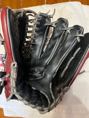Outfield RH Rawlings R9 Baseball Glove 12.75" (Used)